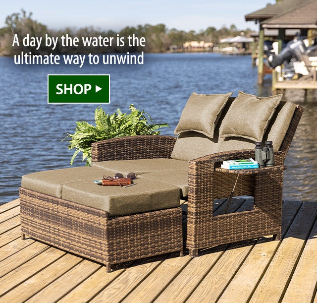 A day by the water is the ultimate way to unwind SHOP> 