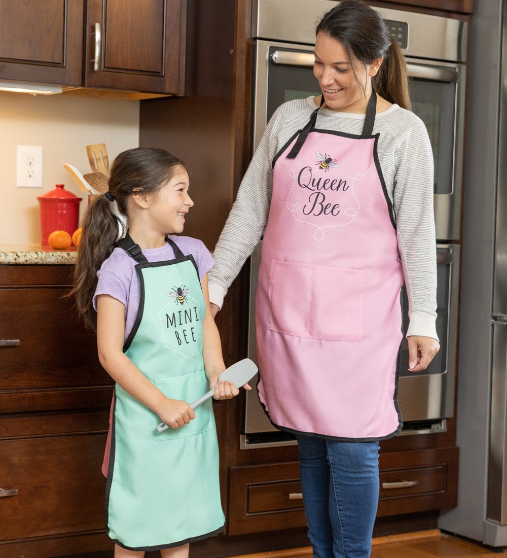 Mommy and Me Aprons, Set of 2