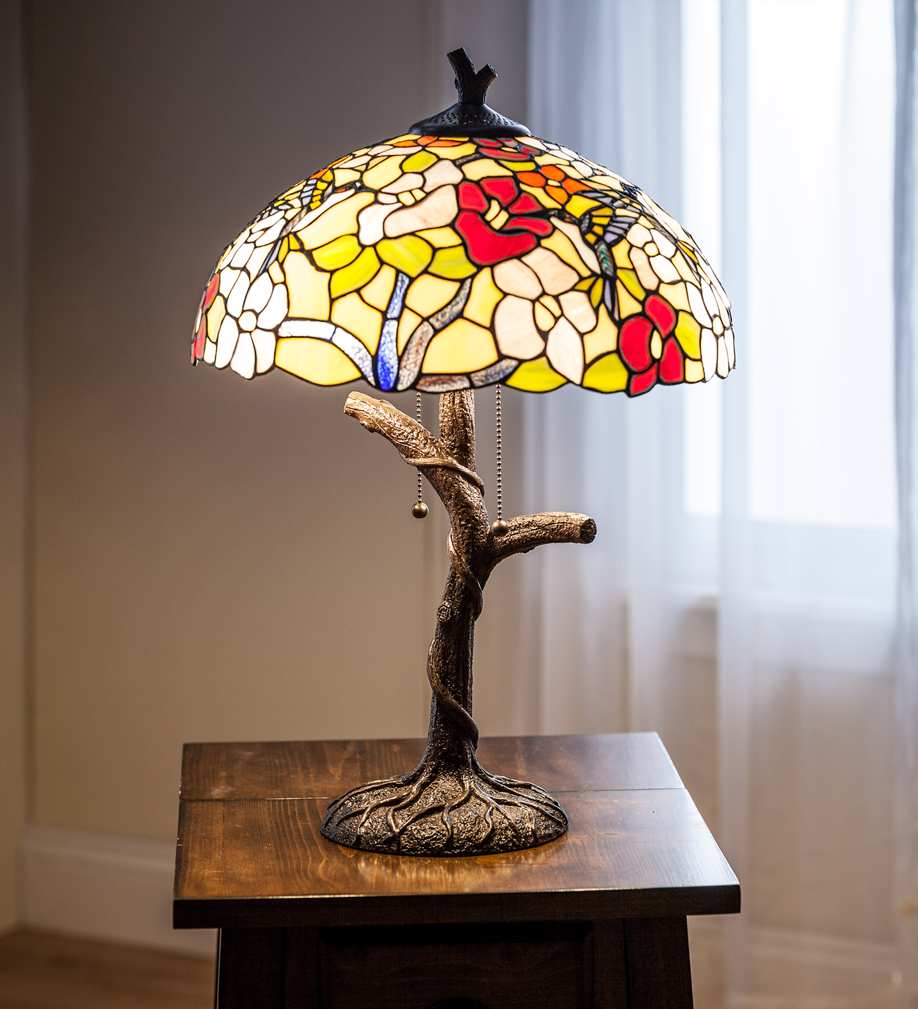 Hummingbird Tiffany Stained Glass Table Lamp