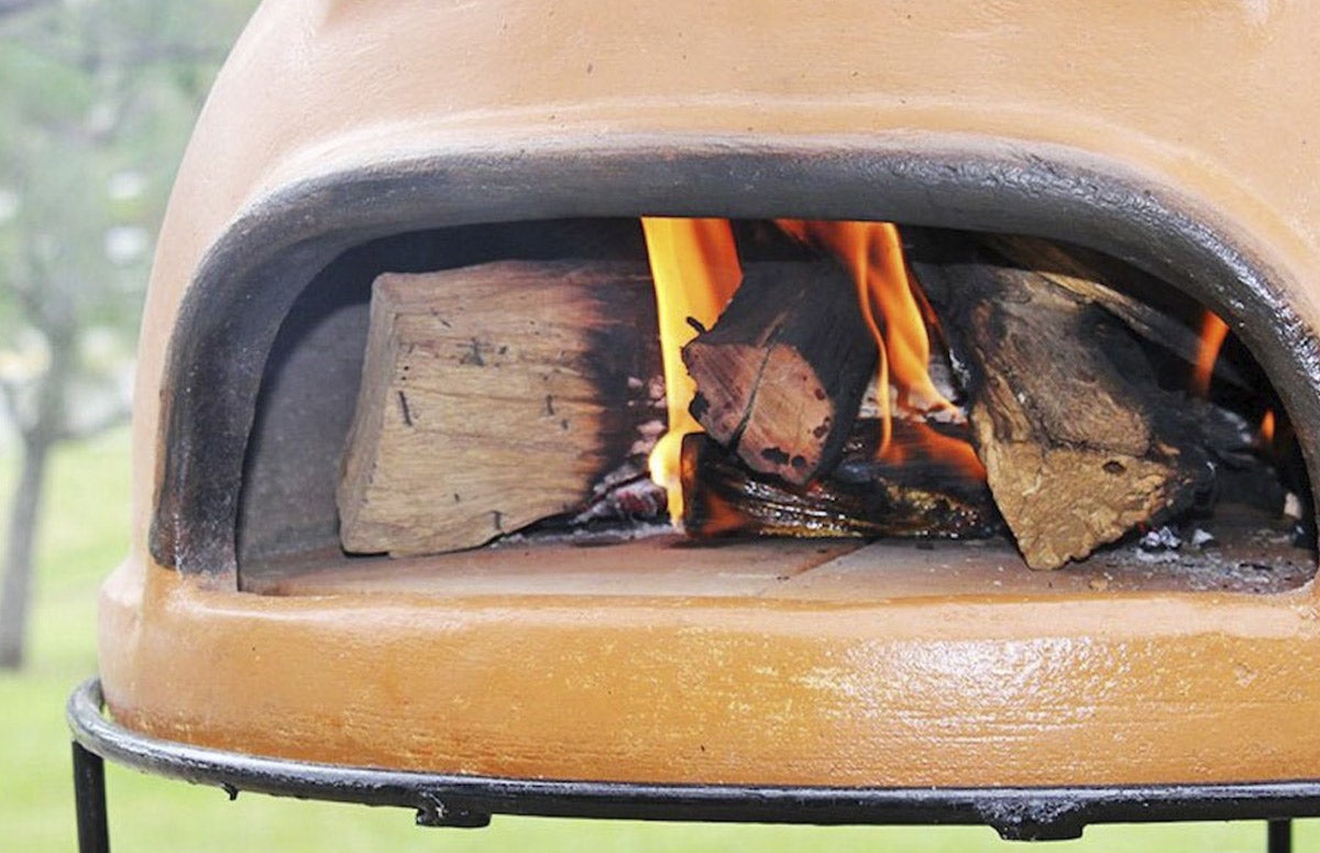 wood burning in pizza oven