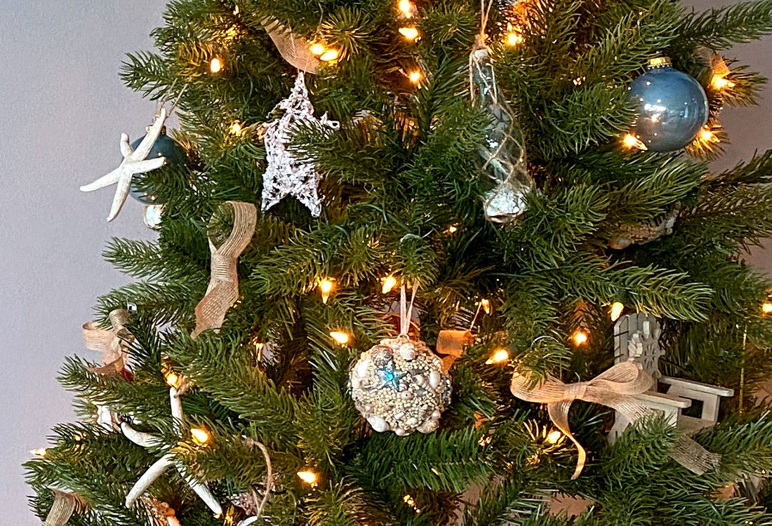 beach themed christmas tree